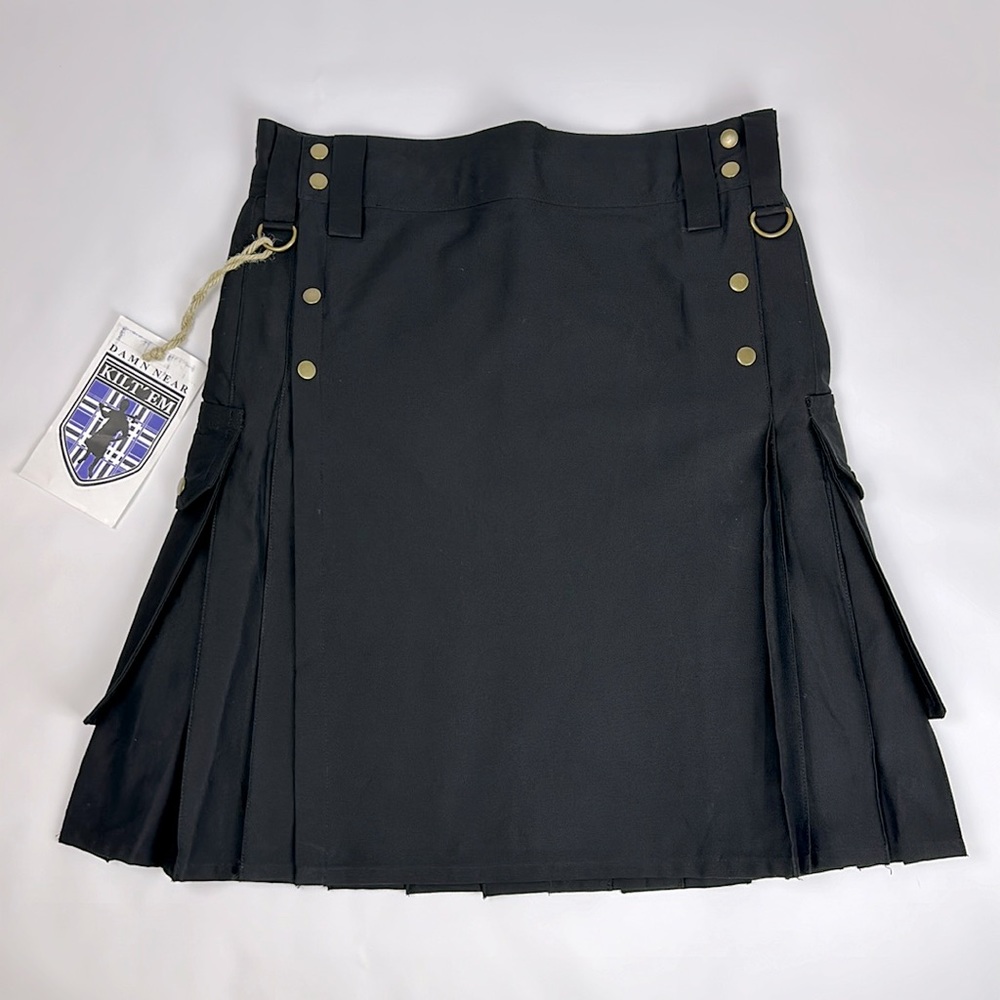 DAMN NEAR KILT’EM Men’s Stowaway Utility Kilt Size S/M Fits 35-36 Inch Waist NWT